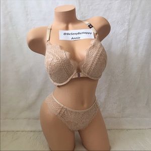34ddd,medium Victoria’s Secret Bra Set